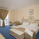 Royal Park Resort