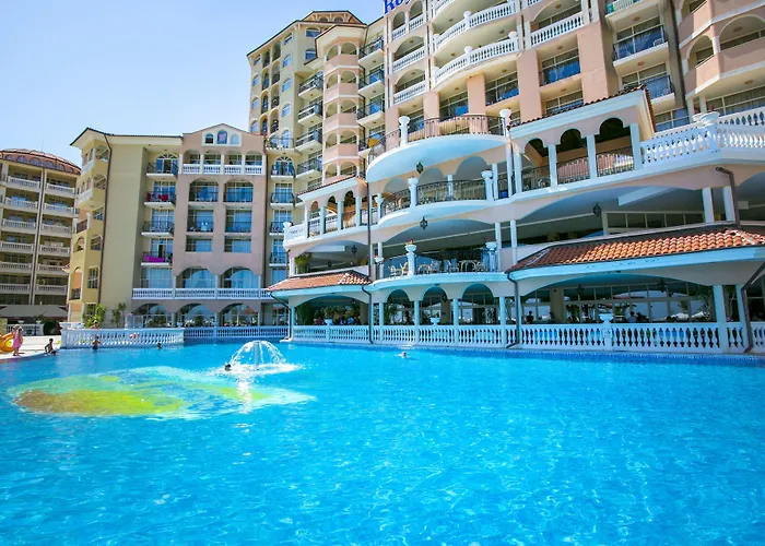 Royal Park Resort Elenite