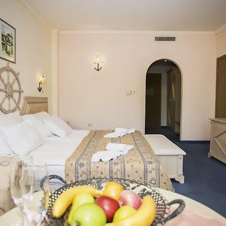 Royal Park 4*