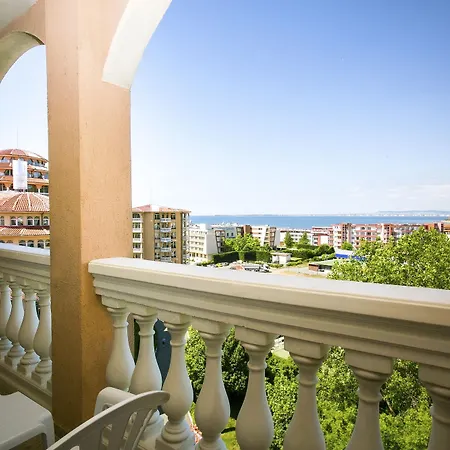 Royal Park Resort