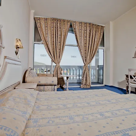 Royal Park 4*