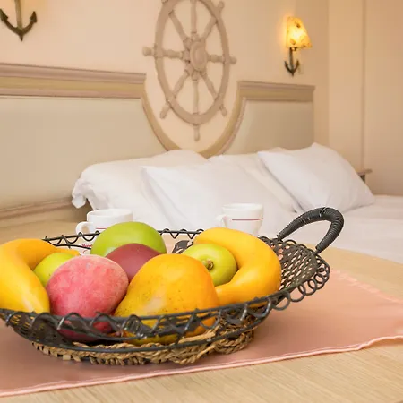 Royal Park Resort Elenite