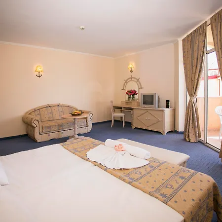 Resort Royal Park 4*