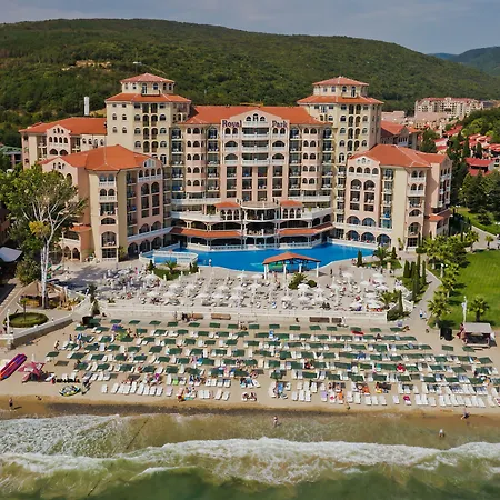Royal Park Resort Elenite