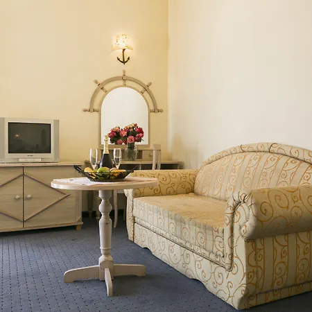 リゾート Royal Park 4*