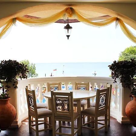Royal Park Resort 4*