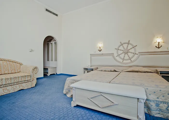 Royal Park Елените