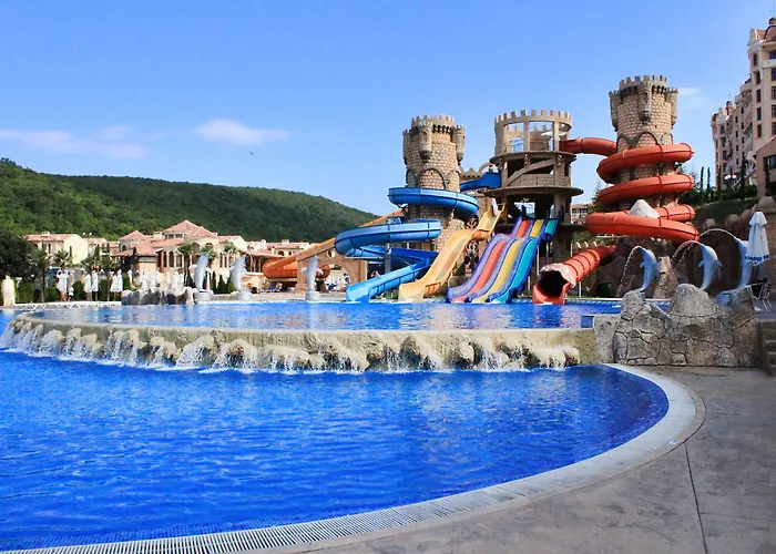 Resort Royal Park Elenite