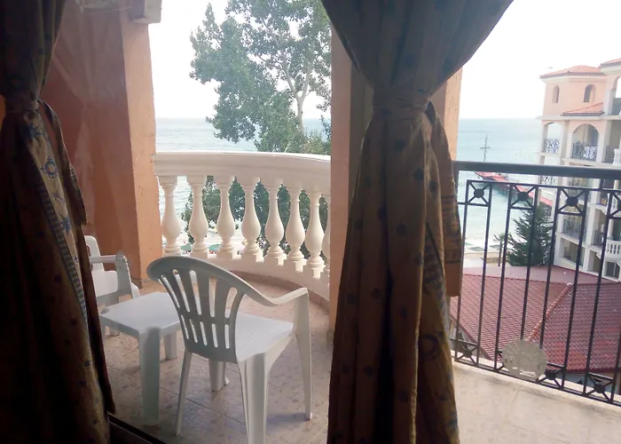 Royal Park Курортный комплекс Елените