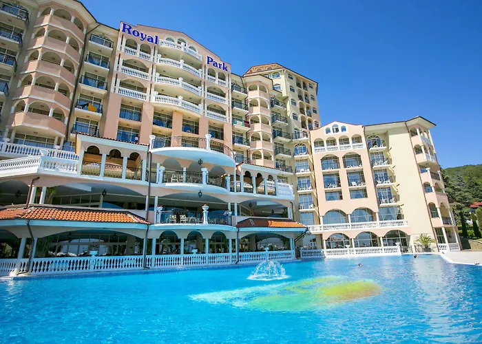 Royal Park Курортный комплекс Елените