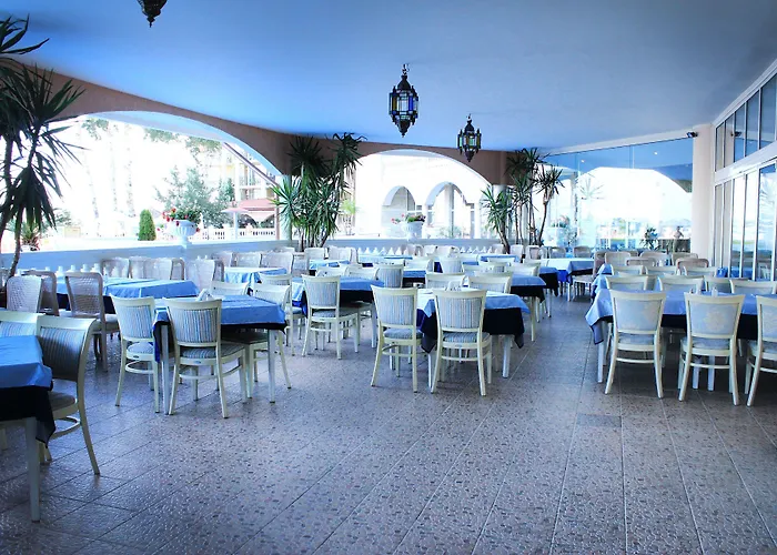 Royal Park Елените