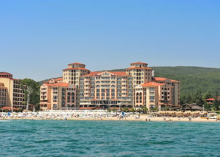 Курортный комплекс Royal Park